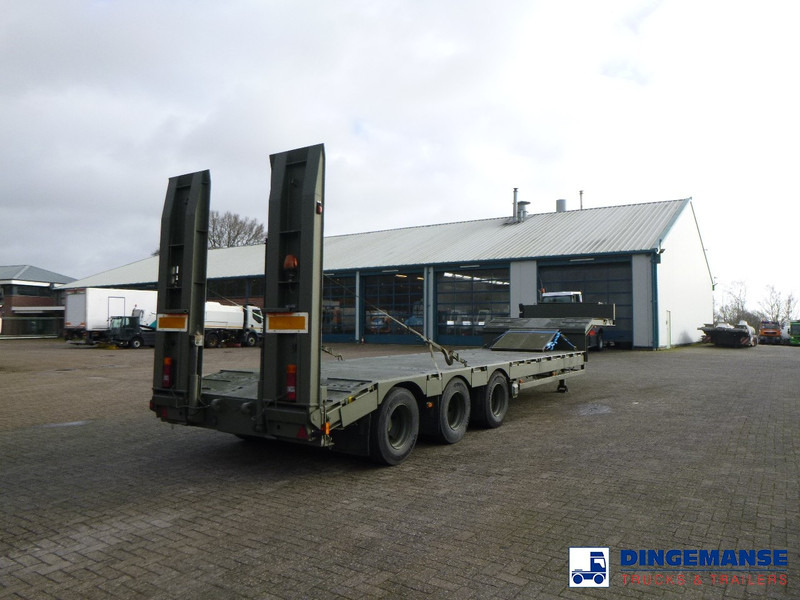 Broshuis 3-axle semi-lowbed trailer E-2130 / 73 t + ramps - Nedbygget platform sættevogn: billede 3 Broshuis 3-axle semi-lowbed trailer E-2130 / 73 t + ramps - Nedbygget platform sættevogn: billede 3