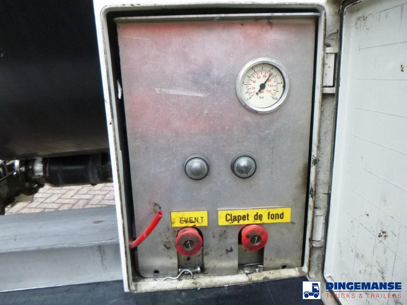 Leje en MAISONNEUVE Bitumen tank inox 34.9 m3 / 1 comp MAISONNEUVE Bitumen tank inox 34.9 m3 / 1 comp: billede 13 Leje en MAISONNEUVE Bitumen tank inox 34.9 m3 / 1 comp MAISONNEUVE Bitumen tank inox 34.9 m3 / 1 comp: billede 13