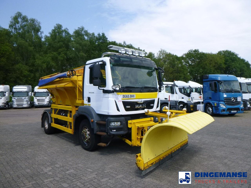 MAN TGM 18.290 4X4 RHD gritter / snow plough - Snerydningsmaskine: billede 2 MAN TGM 18.290 4X4 RHD gritter / snow plough - Snerydningsmaskine: billede 2