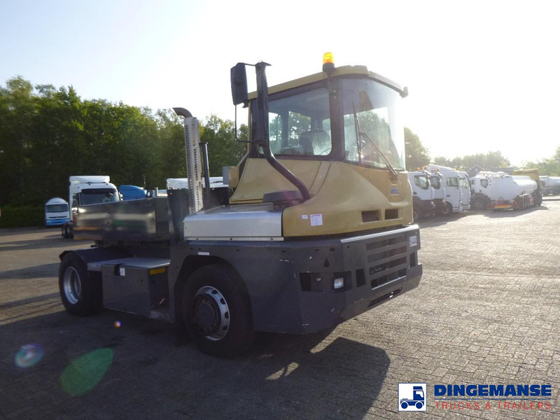 MOL RM 255 4X4 terminal drawbar tractor 150 ton - Terminaltraktor: billede 2 MOL RM 255 4X4 terminal drawbar tractor 150 ton - Terminaltraktor: billede 2