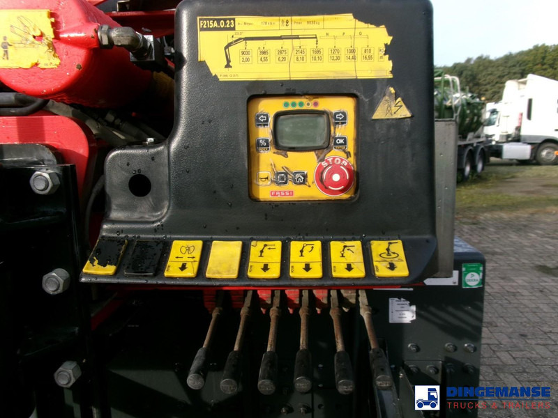 Lastbil med kran Renault Kerax 380 dxi 6x4 + Fassi F215A.0.23: billede 19