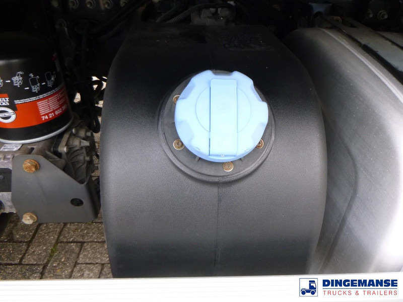 Renault Premium 270 dxi 4x2 fuel tank 13.7 m3 / 4 comp - Tankbil: billede 5 Renault Premium 270 dxi 4x2 fuel tank 13.7 m3 / 4 comp - Tankbil: billede 5