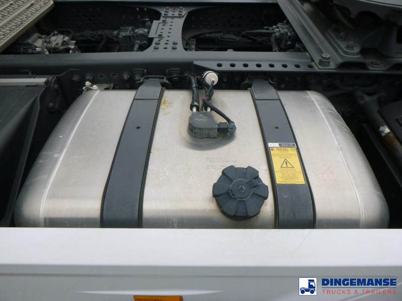 Leje en Mercedes-Benz Actros 1851 4x2 Euro 6 + Retarder Mercedes-Benz Actros 1851 4x2 Euro 6 + Retarder: billede 12 Leje en Mercedes-Benz Actros 1851 4x2 Euro 6 + Retarder Mercedes-Benz Actros 1851 4x2 Euro 6 + Retarder: billede 12