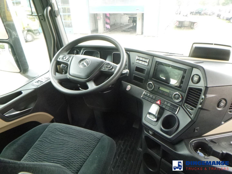 Leje en Mercedes-Benz Actros 1851 4x2 Euro 6 + Retarder Mercedes-Benz Actros 1851 4x2 Euro 6 + Retarder: billede 17 Leje en Mercedes-Benz Actros 1851 4x2 Euro 6 + Retarder Mercedes-Benz Actros 1851 4x2 Euro 6 + Retarder: billede 17