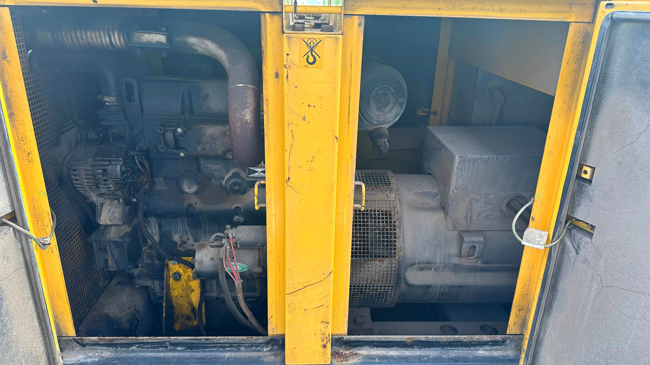 ATLAS Copco QAS 28 Yds BJ 1996 Elektro Stromgenerator Stromaggregat Notstrom - Strømgenerator: billede 5 ATLAS Copco QAS 28 Yds BJ 1996 Elektro Stromgenerator Stromaggregat Notstrom - Strømgenerator: billede 5