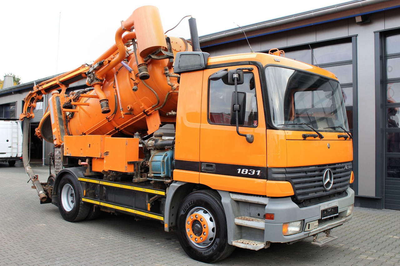 Mercedes-Benz Actros 1831 4x2 Hellmers 6,5m³ V2A INOX Kipper - Slamsugemaskine: billede 1 Mercedes-Benz Actros 1831 4x2 Hellmers 6,5m³ V2A INOX Kipper - Slamsugemaskine: billede 1