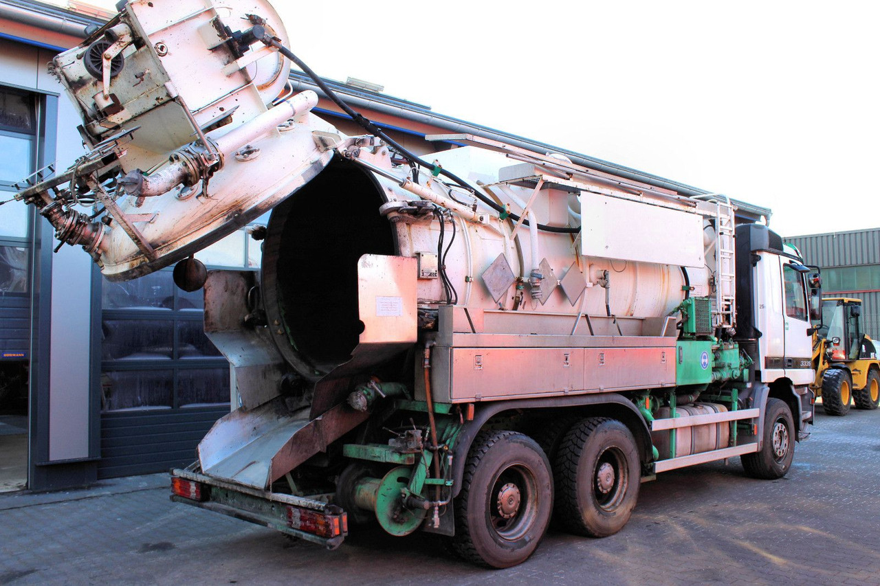Mercedes-Benz Actros 3335 6x4 Kroll 13m³ HD-Kombi ADR/GGVS V2A - Slamsugemaskine: billede 3 Mercedes-Benz Actros 3335 6x4 Kroll 13m³ HD-Kombi ADR/GGVS V2A - Slamsugemaskine: billede 3