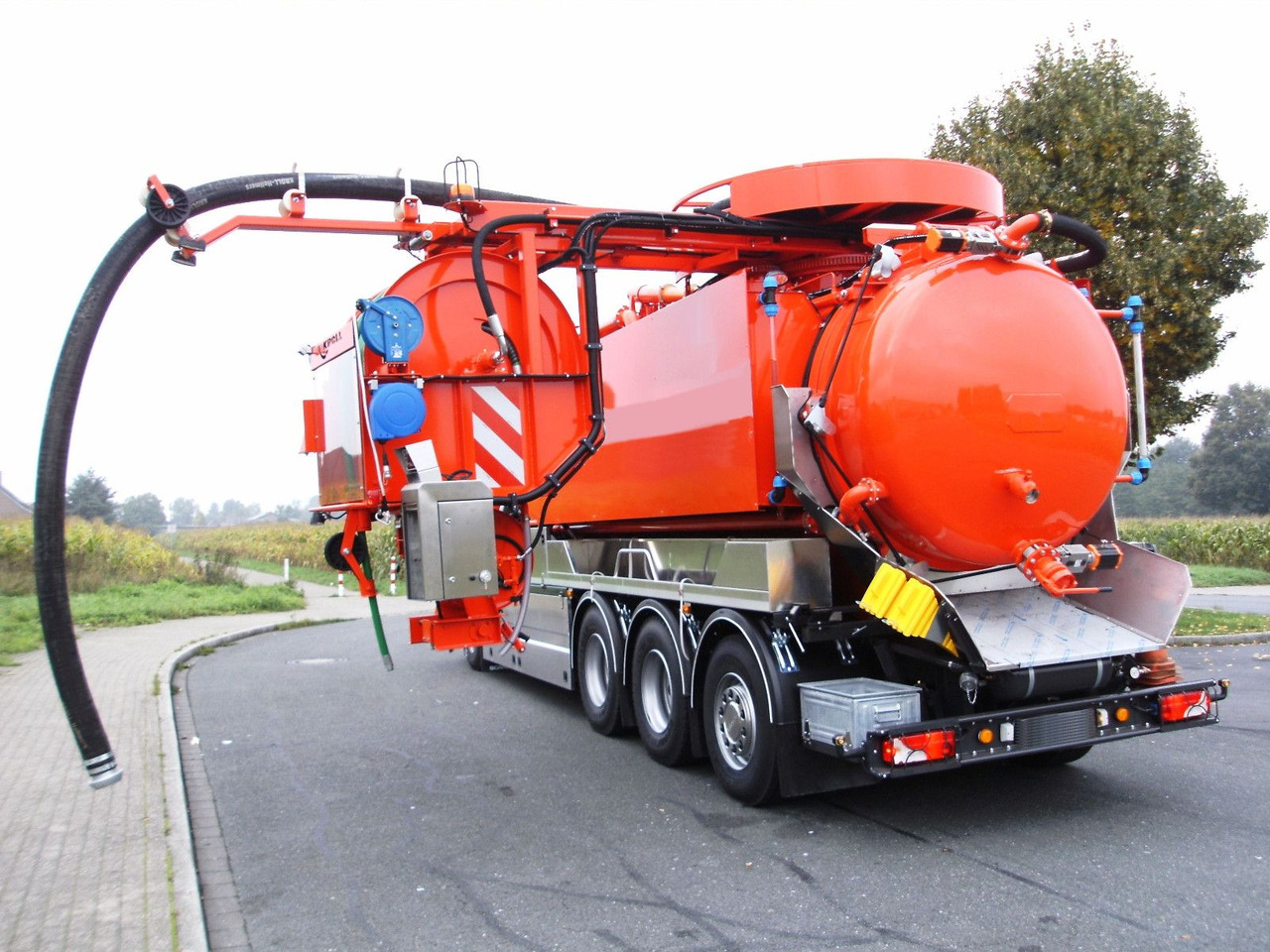 Scania R450 8x4 Kroll 19m³ W-Rückgewinner Kombi-HD +ADR - Slamsugemaskine: billede 2 Scania R450 8x4 Kroll 19m³ W-Rückgewinner Kombi-HD +ADR - Slamsugemaskine: billede 2