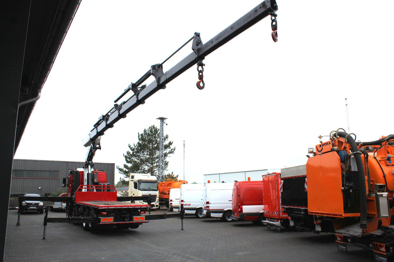Volvo 480 8x2 Pritsche + FASSI F800XP Kran 6x - Lastbil med lad, Lastbil med kran: billede 4 Volvo 480 8x2 Pritsche + FASSI F800XP Kran 6x - Lastbil med lad, Lastbil med kran: billede 4