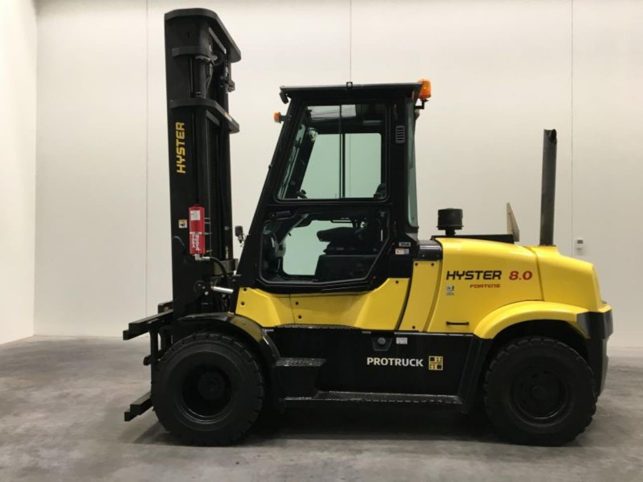 Hyster H8.0FT-6 - Gaffeltruck til containerhåndtering: billede 1 Hyster H8.0FT-6 - Gaffeltruck til containerhåndtering: billede 1