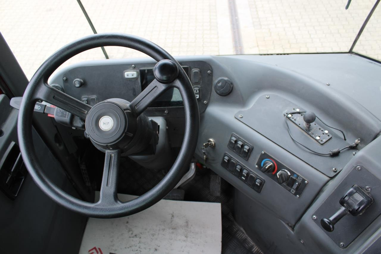 Kalmar T2I 4X2 - Terminaltraktor: billede 4 Kalmar T2I 4X2 - Terminaltraktor: billede 4