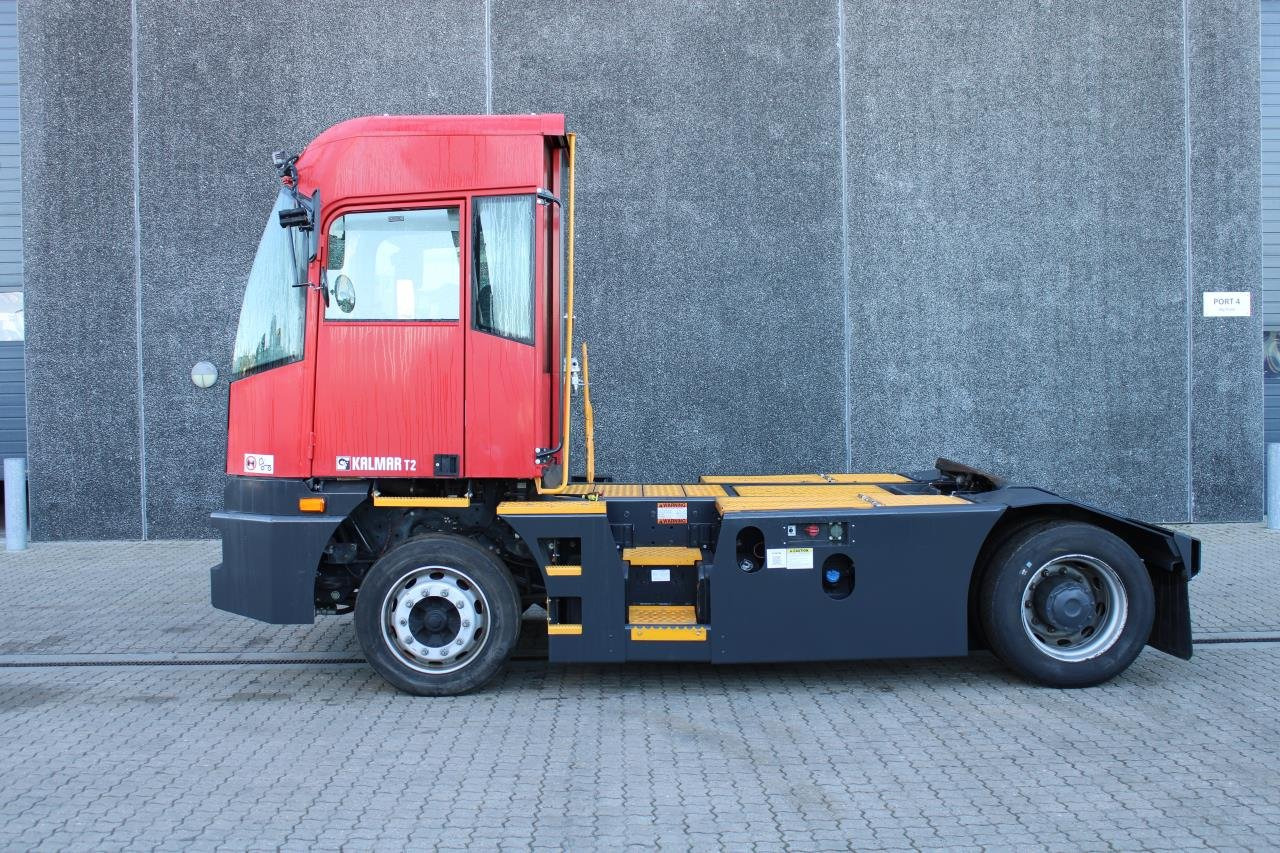 Kalmar T2I 4X2 - Terminaltraktor: billede 1 Kalmar T2I 4X2 - Terminaltraktor: billede 1