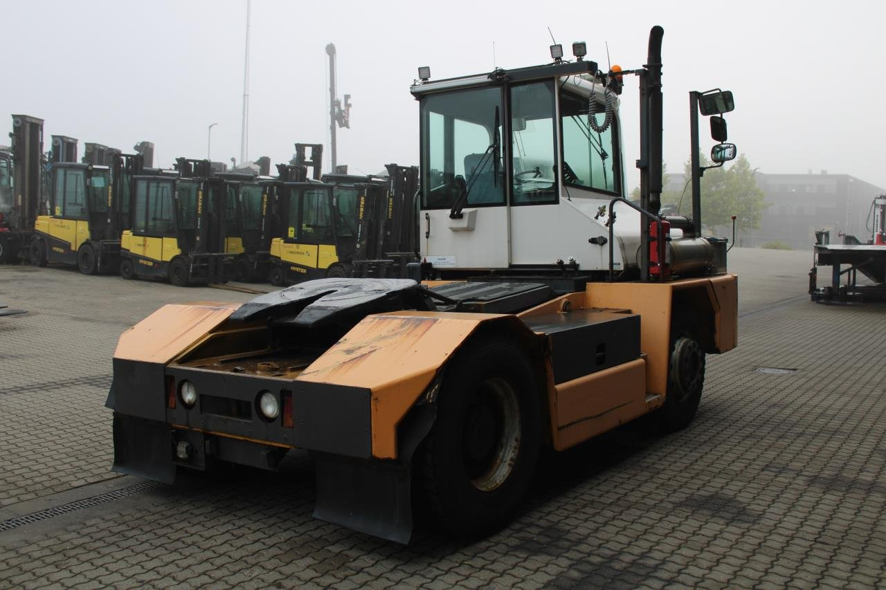 Kalmar TR618I - Terminaltraktor: billede 3 Kalmar TR618I - Terminaltraktor: billede 3