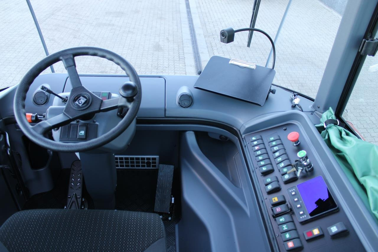 Kalmar TRL618I 4X4 - Terminaltraktor: billede 4 Kalmar TRL618I 4X4 - Terminaltraktor: billede 4