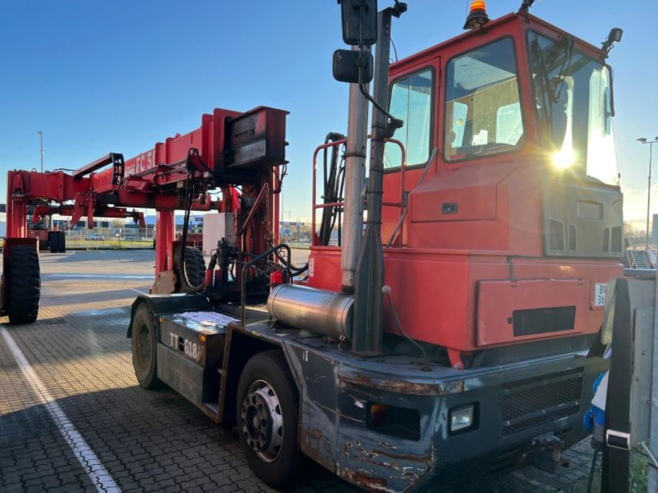 Kalmar TT618 - Terminaltraktor: billede 1 Kalmar TT618 - Terminaltraktor: billede 1
