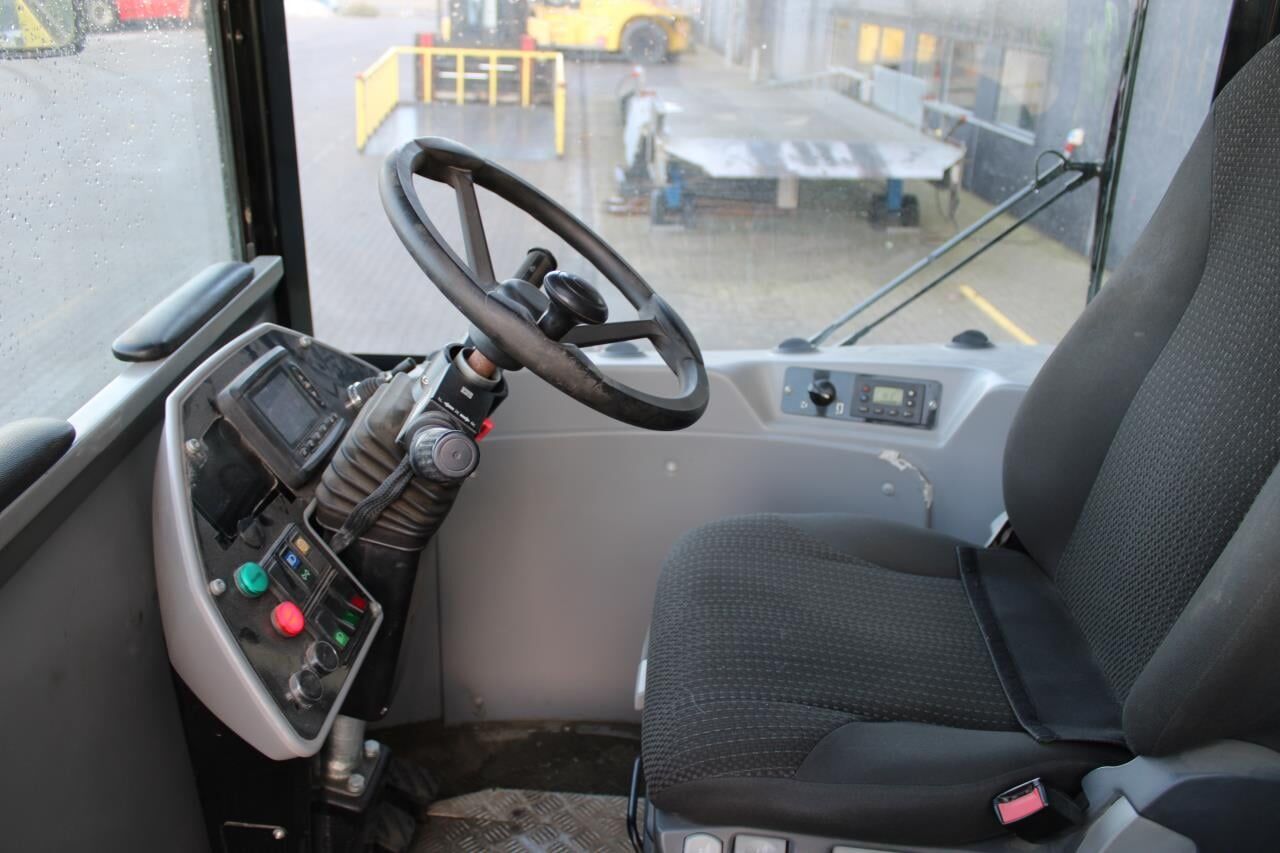 MOL RM255 4X4 - Terminaltraktor: billede 4 MOL RM255 4X4 - Terminaltraktor: billede 4