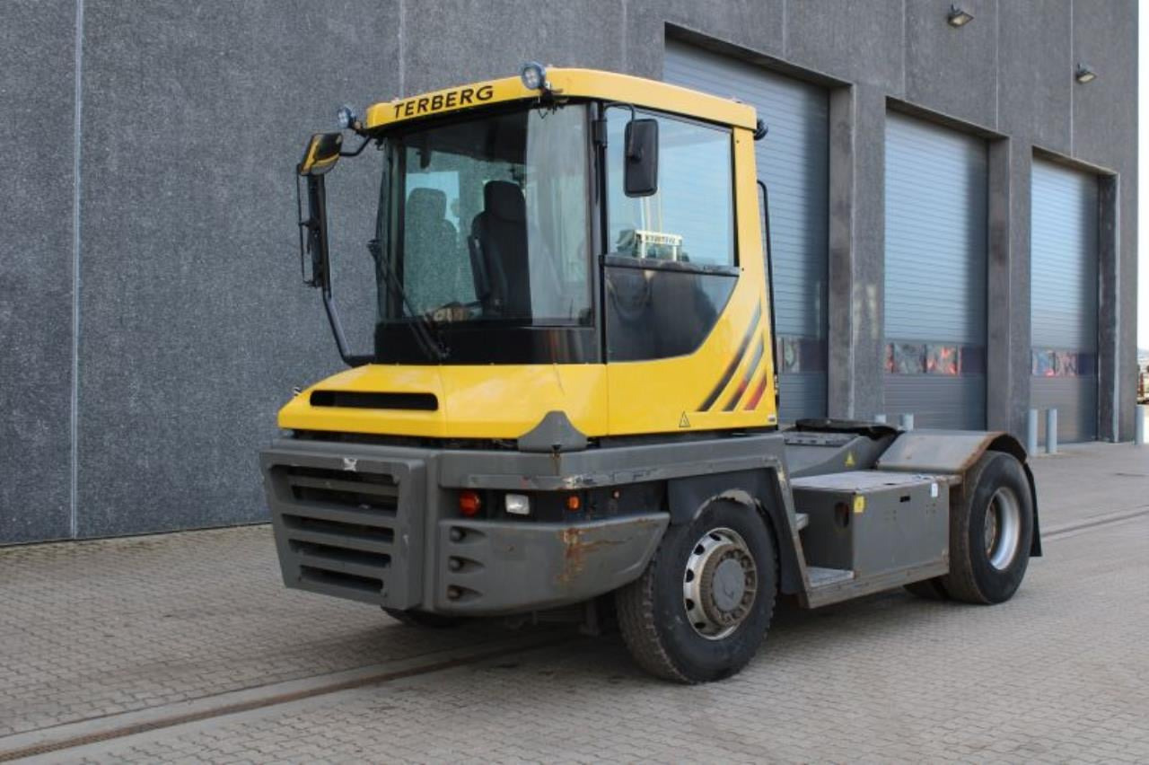 Terberg RT283 - Terminaltraktor: billede 2 Terberg RT283 - Terminaltraktor: billede 2
