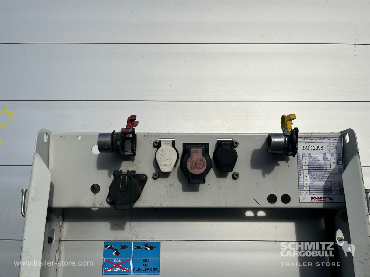 SCHMITZ Auflieger Curtainsider Mega - Gardintrailer: billede 4 SCHMITZ Auflieger Curtainsider Mega - Gardintrailer: billede 4