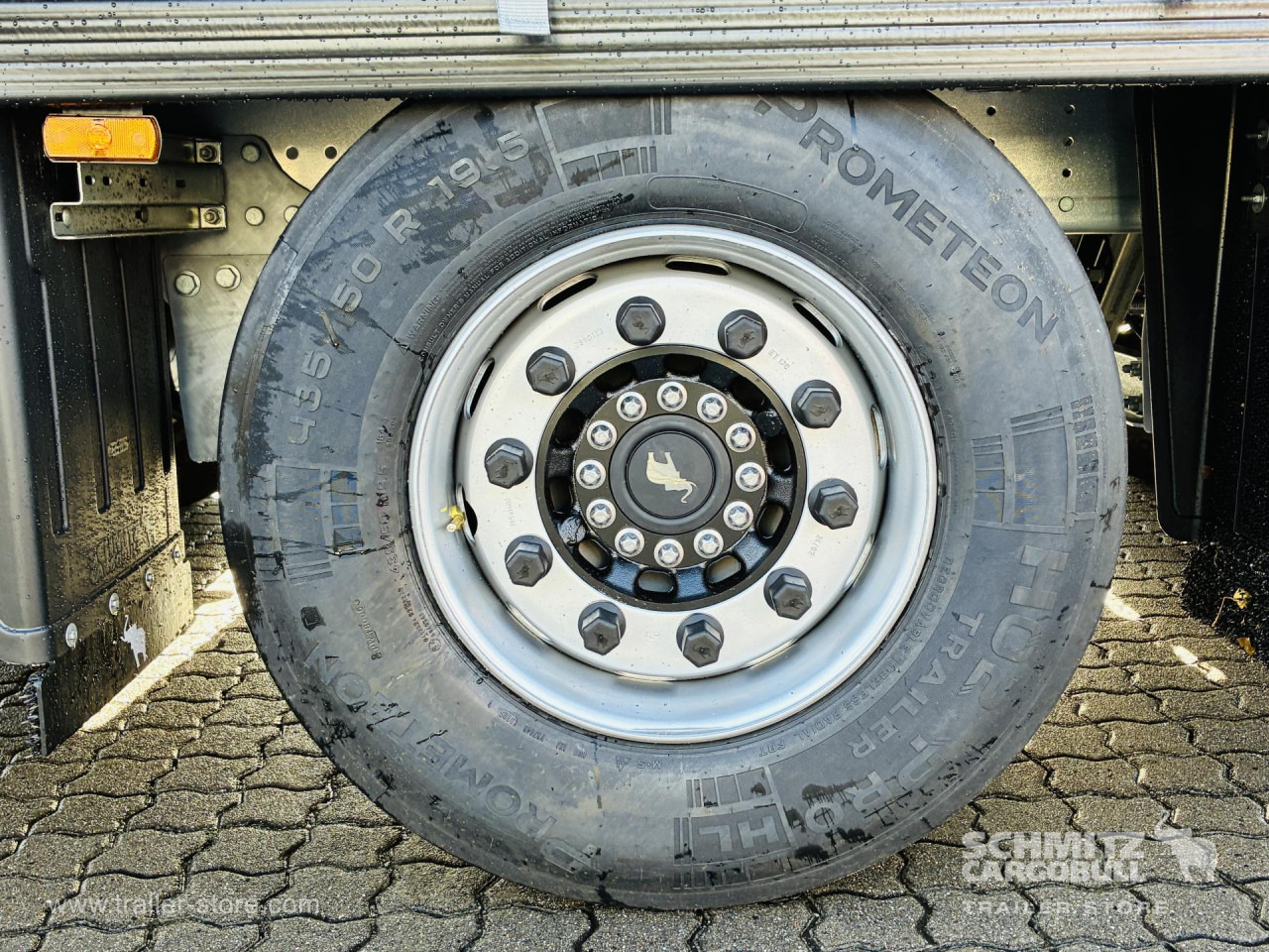 SCHMITZ Auflieger Curtainsider Mega - Gardintrailer: billede 3 SCHMITZ Auflieger Curtainsider Mega - Gardintrailer: billede 3