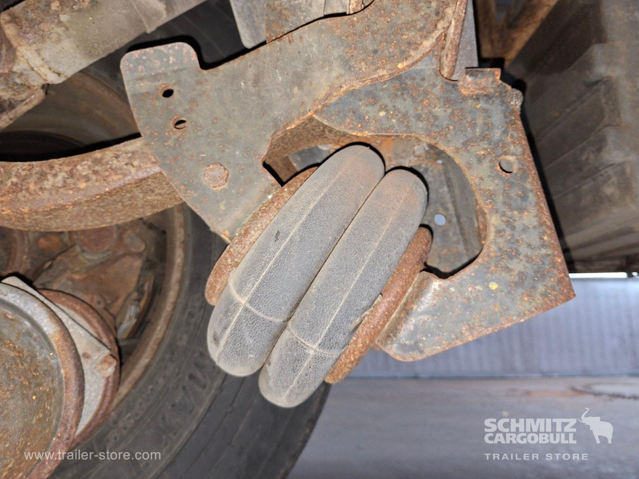 SCHMITZ Auflieger Tiefkühler Standard Double deck - Isotermisk sættevogn: billede 2 SCHMITZ Auflieger Tiefkühler Standard Double deck - Isotermisk sættevogn: billede 2