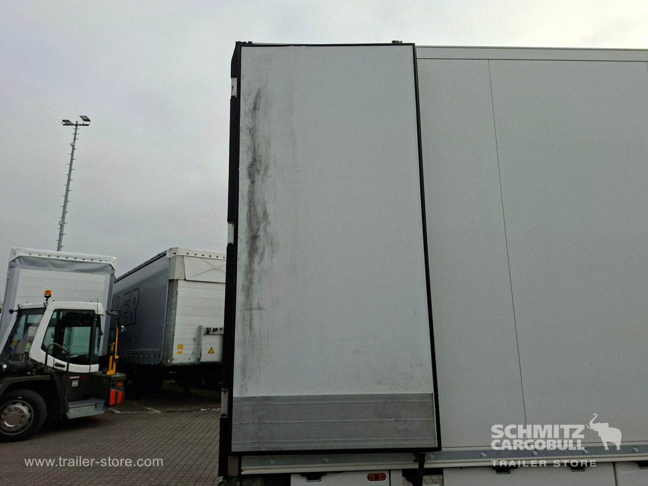 SCHMITZ Auflieger Tiefkühler Standard Double deck - Isotermisk sættevogn: billede 4 SCHMITZ Auflieger Tiefkühler Standard Double deck - Isotermisk sættevogn: billede 4