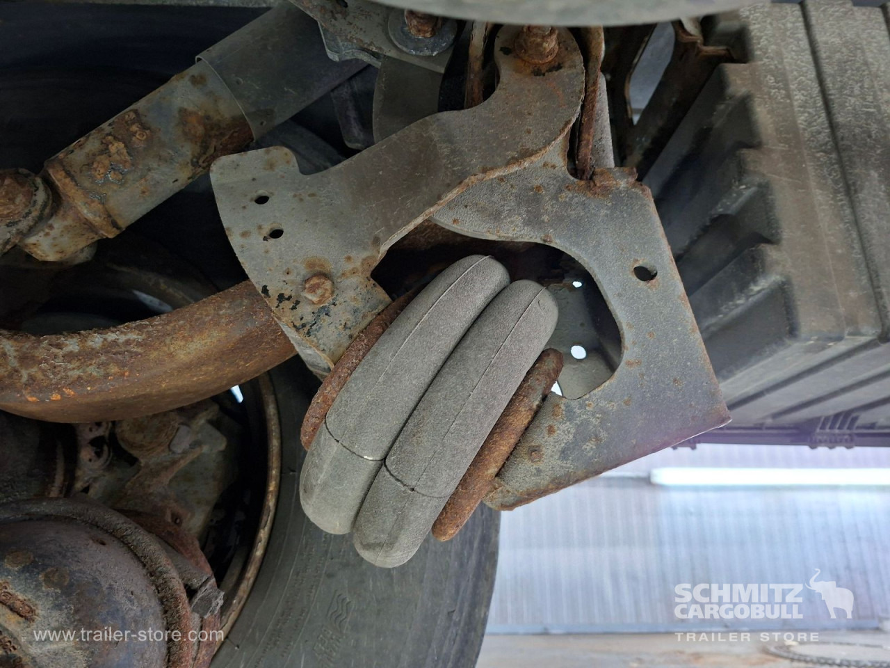 SCHMITZ Auflieger Tiefkühler Standard Double deck - Isotermisk sættevogn: billede 2 SCHMITZ Auflieger Tiefkühler Standard Double deck - Isotermisk sættevogn: billede 2