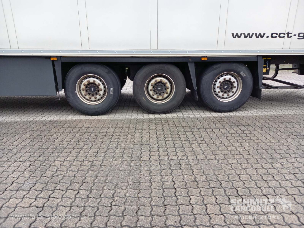 SCHMITZ Auflieger Tiefkühler Standard Double deck - Isotermisk sættevogn: billede 2 SCHMITZ Auflieger Tiefkühler Standard Double deck - Isotermisk sættevogn: billede 2