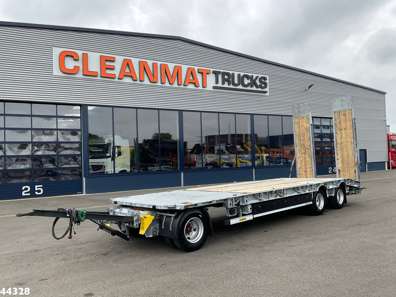 Humbaur 3-assige aanhangwagen met oprijrampen - Biltransportør påhængsvogn: billede 1 Humbaur 3-assige aanhangwagen met oprijrampen - Biltransportør påhængsvogn: billede 1