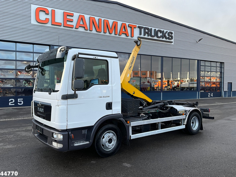 MAN TGL 12.250 Palfinger haakarmsysteem - Lastbil kroghejs: billede 1 MAN TGL 12.250 Palfinger haakarmsysteem - Lastbil kroghejs: billede 1