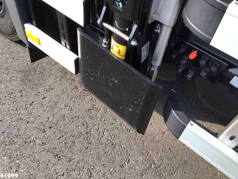 Leje en MAN TGS 26.360 Hiab 23 ton/meter laadkraan MAN TGS 26.360 Hiab 23 ton/meter laadkraan: billede 9