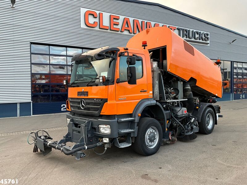 Mercedes-Benz Actros 1829 4x4 Bucher Cityfant 60 Links en rechts vegend - Fejebil: billede 3 Mercedes-Benz Actros 1829 4x4 Bucher Cityfant 60 Links en rechts vegend - Fejebil: billede 3