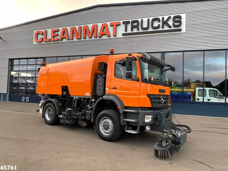 Mercedes-Benz Actros 1829 4x4 Bucher Cityfant 60 Recht en Links vegend - Fejebil: billede 2 Mercedes-Benz Actros 1829 4x4 Bucher Cityfant 60 Recht en Links vegend - Fejebil: billede 2