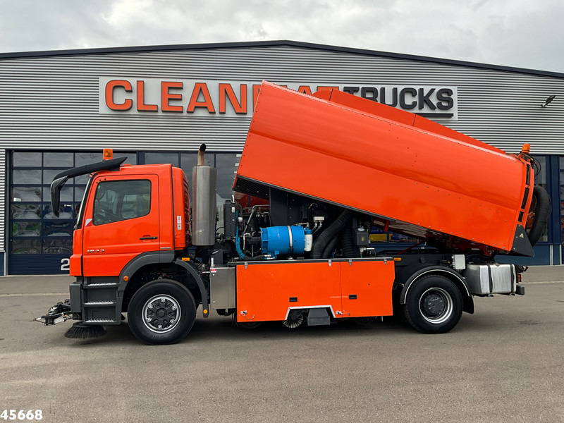 Mercedes-Benz Axor 1833 4x4 Schörling SORF Schienenreinigungs/Railway sweeper Just 38.680 Km! - Fejebil: billede 2 Mercedes-Benz Axor 1833 4x4 Schörling SORF Schienenreinigungs/Railway sweeper Just 38.680 Km! - Fejebil: billede 2