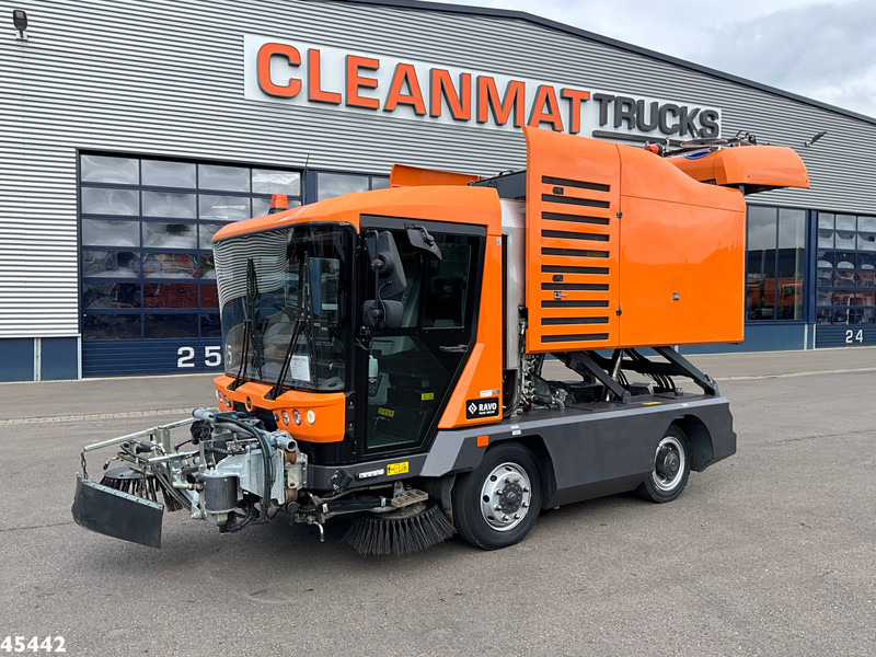 Ravo 540 CD Euro 6 with 3-rd brush - Fejebil: billede 1 Ravo 540 CD Euro 6 with 3-rd brush - Fejebil: billede 1