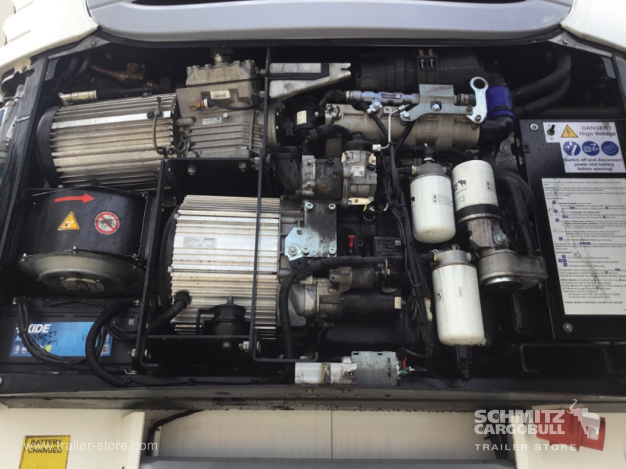 SCHMITZ Reefer Meat hanging system - Isotermisk sættevogn: billede 2 SCHMITZ Reefer Meat hanging system - Isotermisk sættevogn: billede 2