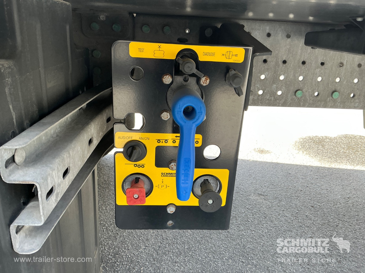 SCHMITZ Reefer Standard - Isotermisk sættevogn: billede 5 SCHMITZ Reefer Standard - Isotermisk sættevogn: billede 5