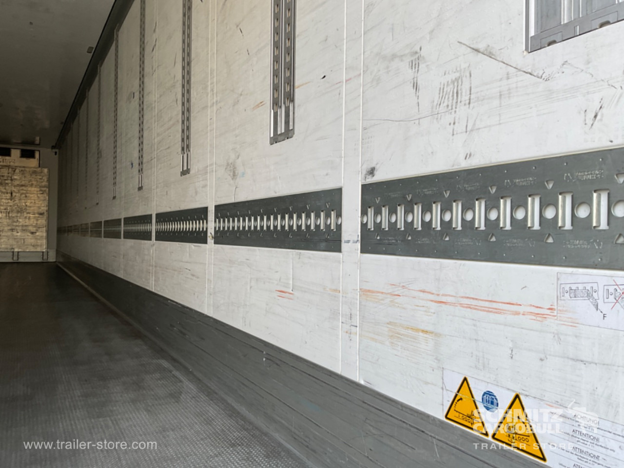 SCHMITZ Reefer Standard Double deck - Isotermisk sættevogn: billede 3 SCHMITZ Reefer Standard Double deck - Isotermisk sættevogn: billede 3