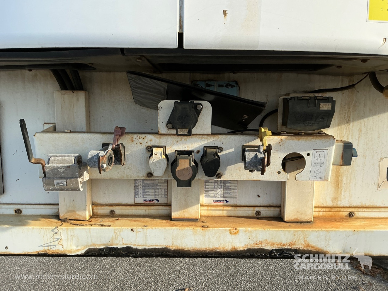 SCHMITZ Reefer Standard Double deck - Isotermisk sættevogn: billede 4 SCHMITZ Reefer Standard Double deck - Isotermisk sættevogn: billede 4