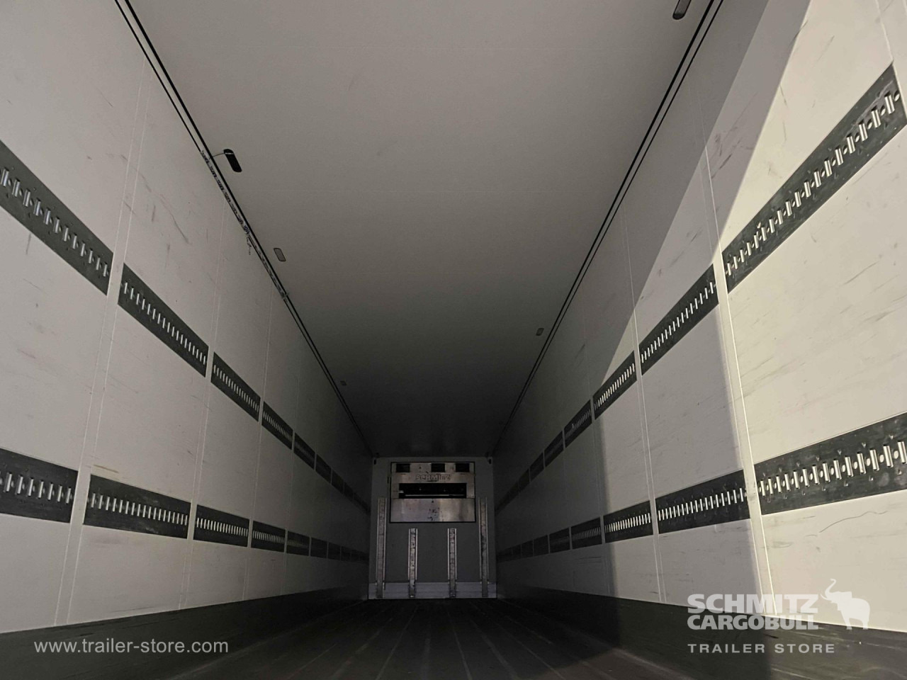 SCHMITZ Semiremolque Frigo Standard - Isotermisk sættevogn: billede 5 SCHMITZ Semiremolque Frigo Standard - Isotermisk sættevogn: billede 5