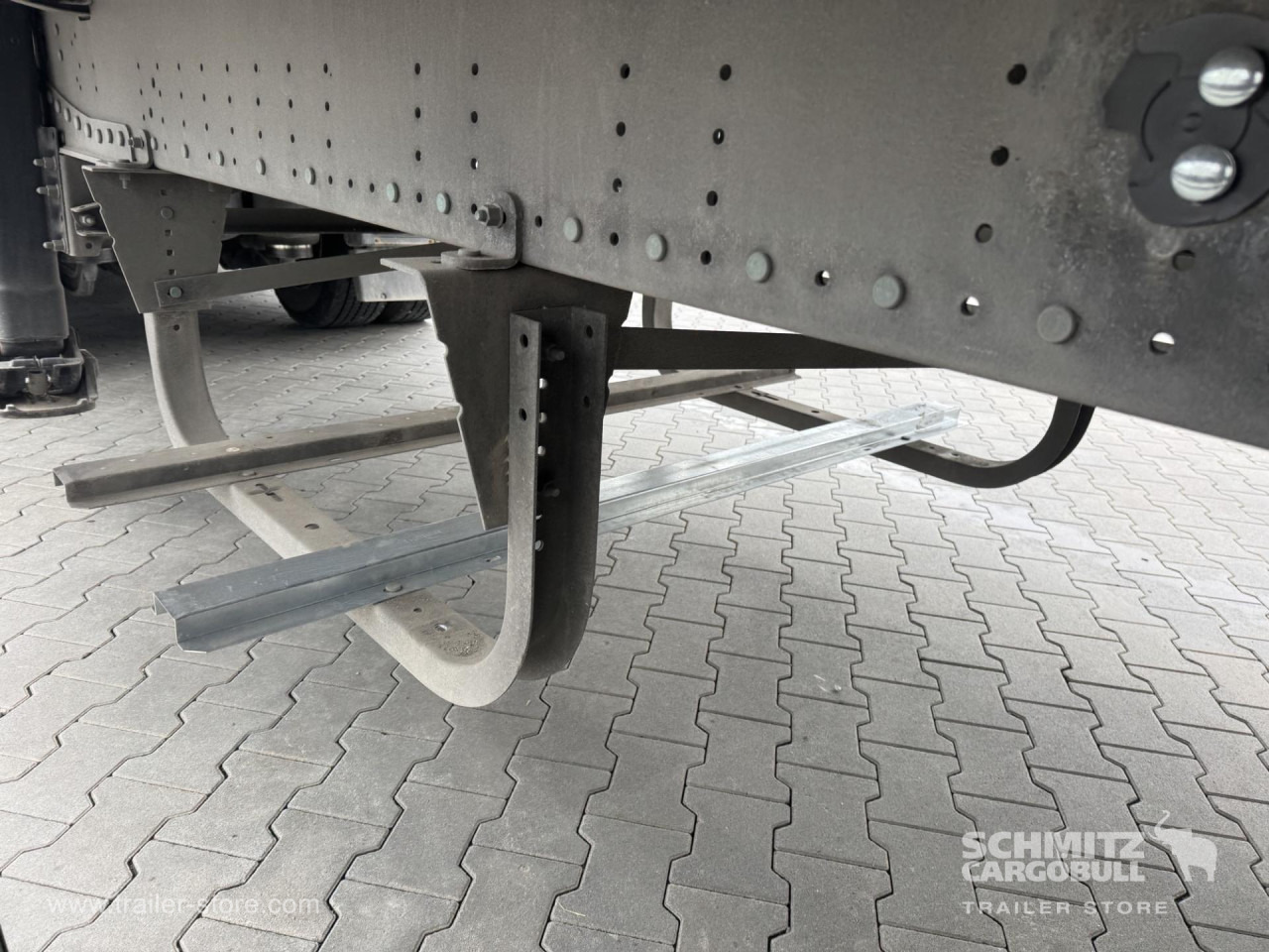 SCHMITZ Curtainsider Standard - Gardintrailer: billede 2 SCHMITZ Curtainsider Standard - Gardintrailer: billede 2