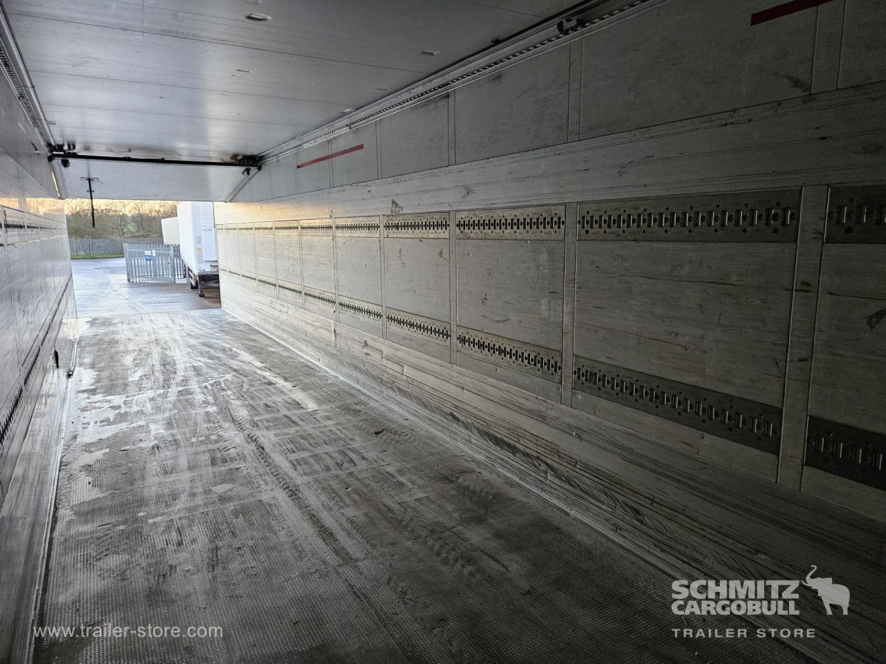 SCHMITZ Reefer Multitemp - Isotermisk sættevogn: billede 3 SCHMITZ Reefer Multitemp - Isotermisk sættevogn: billede 3