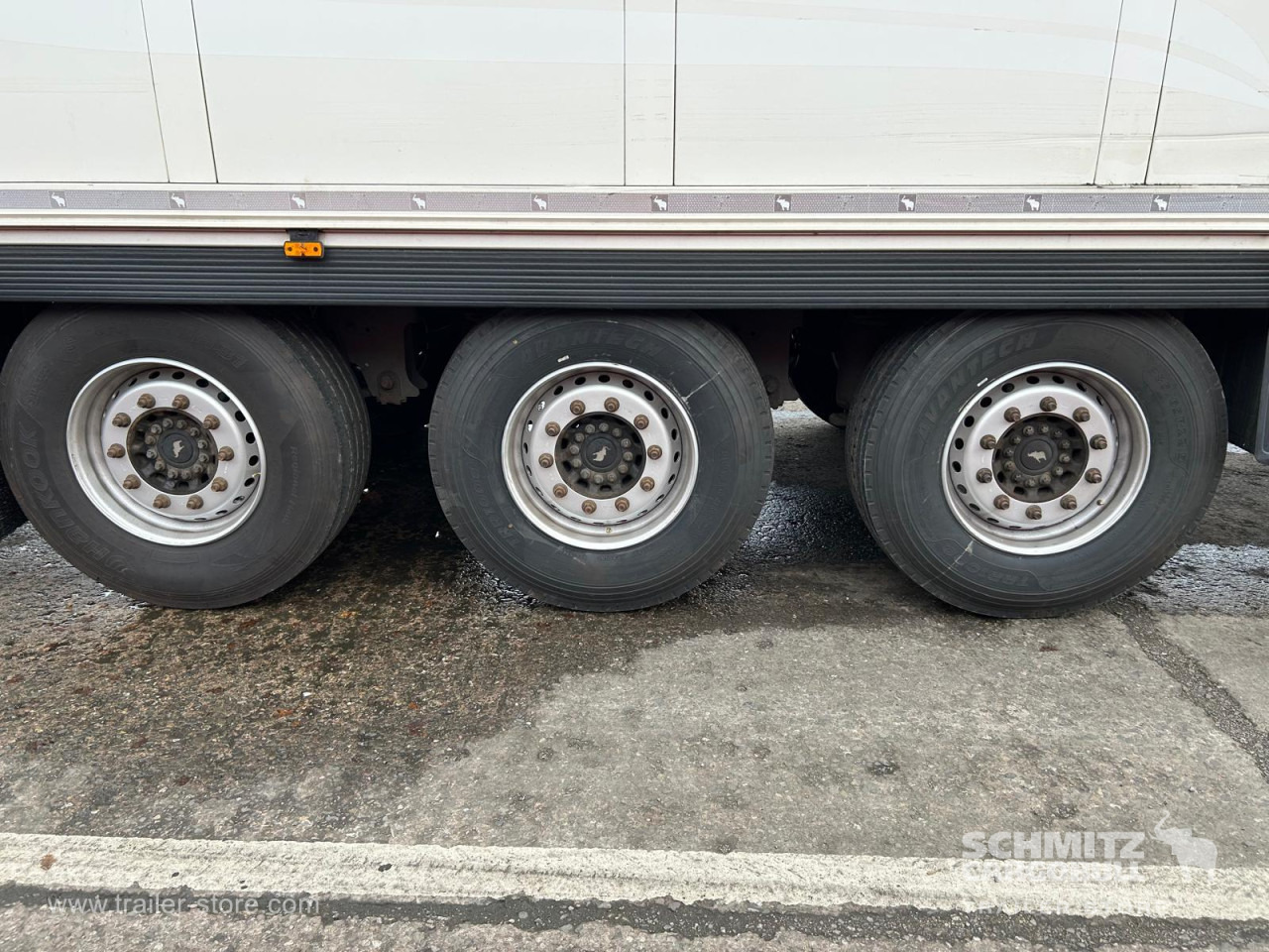 SCHMITZ Reefer Standard - Isotermisk sættevogn: billede 4 SCHMITZ Reefer Standard - Isotermisk sættevogn: billede 4