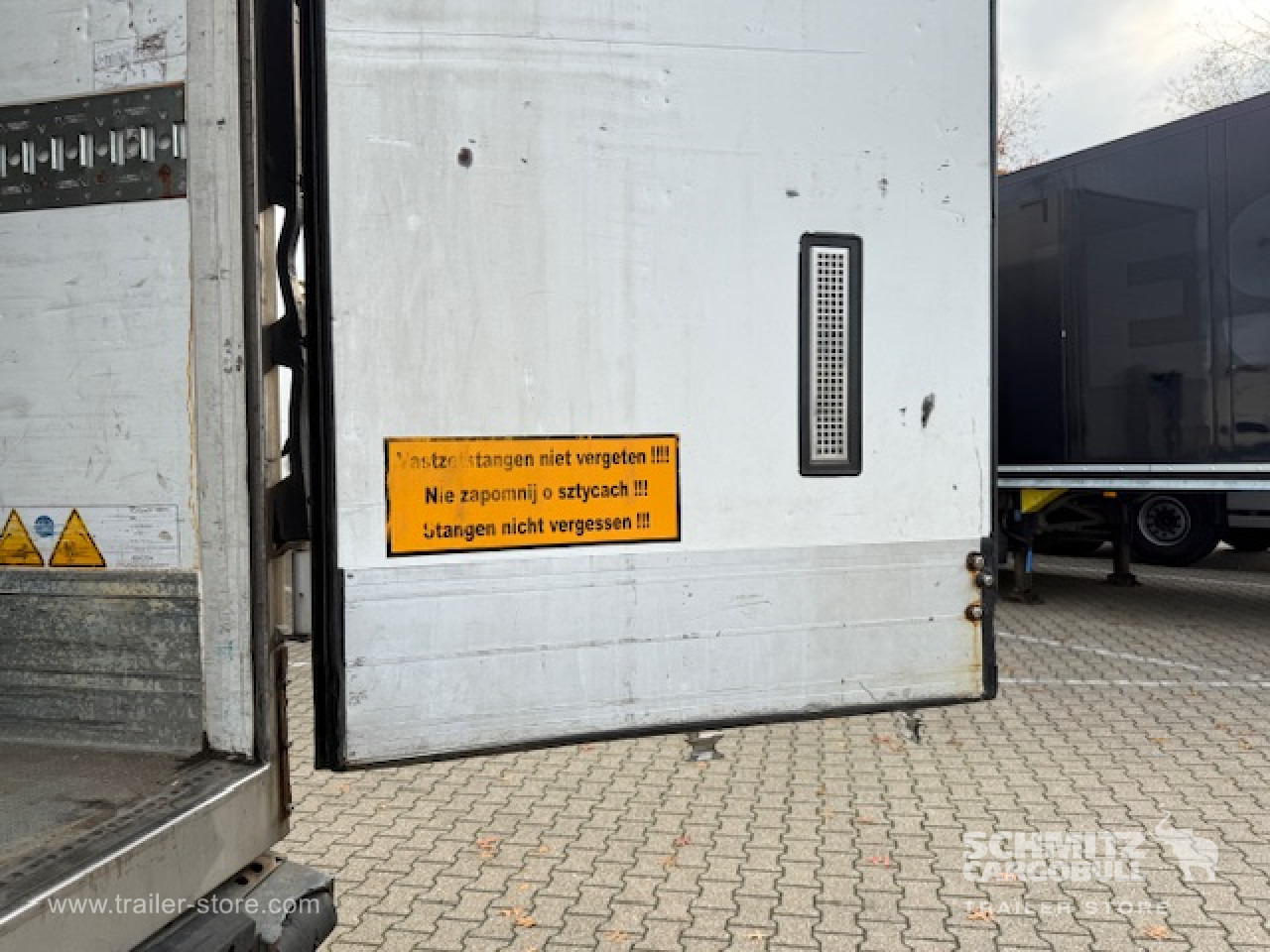 SCHMITZ Oplegger Vries Multitemp - Isotermisk sættevogn: billede 2 SCHMITZ Oplegger Vries Multitemp - Isotermisk sættevogn: billede 2