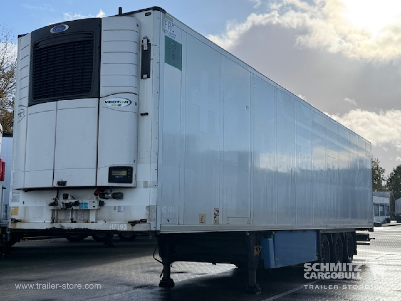 SCHMITZ Oplegger Vries Multitemp - Isotermisk sættevogn: billede 1 SCHMITZ Oplegger Vries Multitemp - Isotermisk sættevogn: billede 1