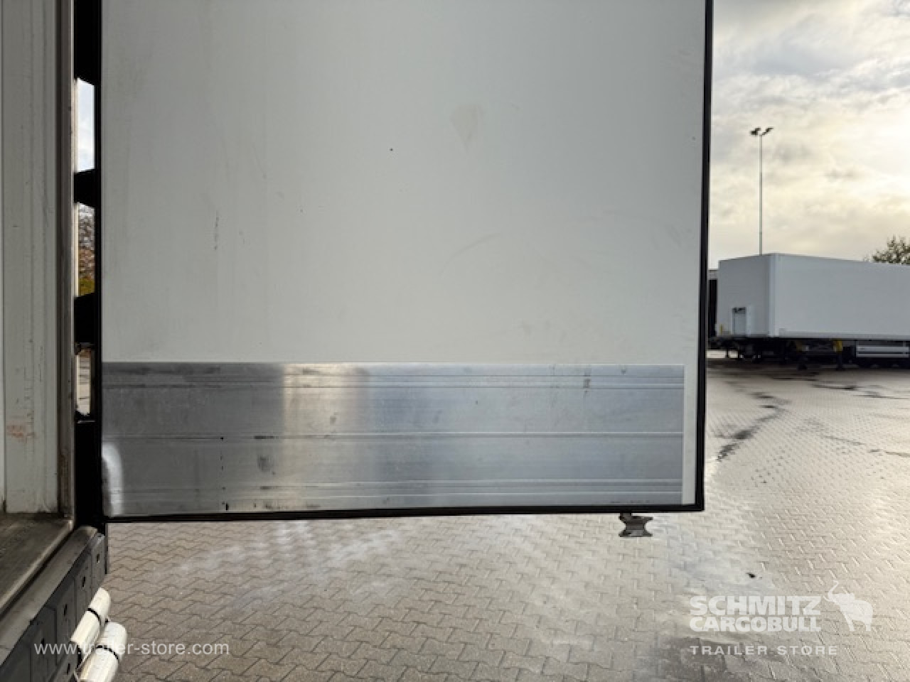 SCHMITZ Oplegger Vries Standard Double deck - Isotermisk sættevogn: billede 4 SCHMITZ Oplegger Vries Standard Double deck - Isotermisk sættevogn: billede 4