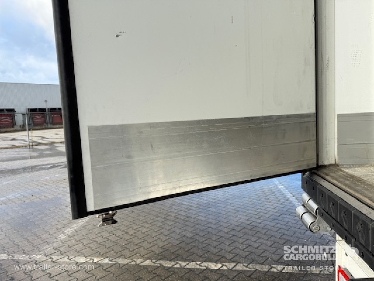 SCHMITZ Oplegger Vries Standard Double deck - Isotermisk sættevogn: billede 3 SCHMITZ Oplegger Vries Standard Double deck - Isotermisk sættevogn: billede 3