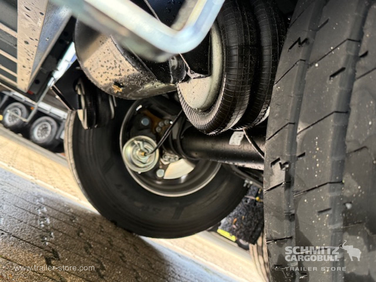 SCHMITZ Oplegger Vries Standard - Isotermisk sættevogn: billede 2 SCHMITZ Oplegger Vries Standard - Isotermisk sættevogn: billede 2