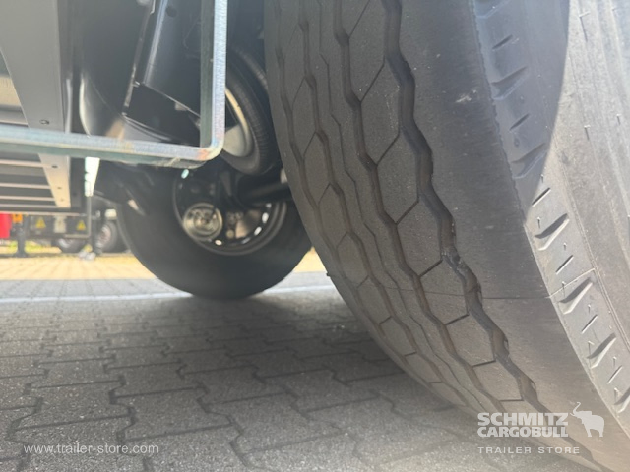 SCHMITZ Oplegger Vries Standard Taillift - Isotermisk sættevogn: billede 5 SCHMITZ Oplegger Vries Standard Taillift - Isotermisk sættevogn: billede 5