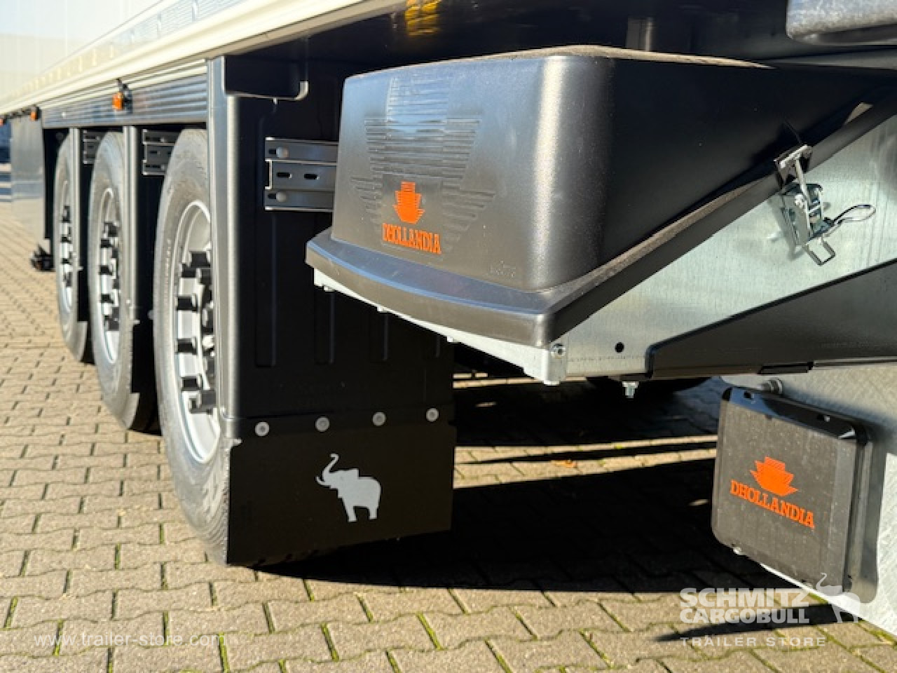 SCHMITZ Oplegger Vries Standard Taillift - Isotermisk sættevogn: billede 3 SCHMITZ Oplegger Vries Standard Taillift - Isotermisk sættevogn: billede 3