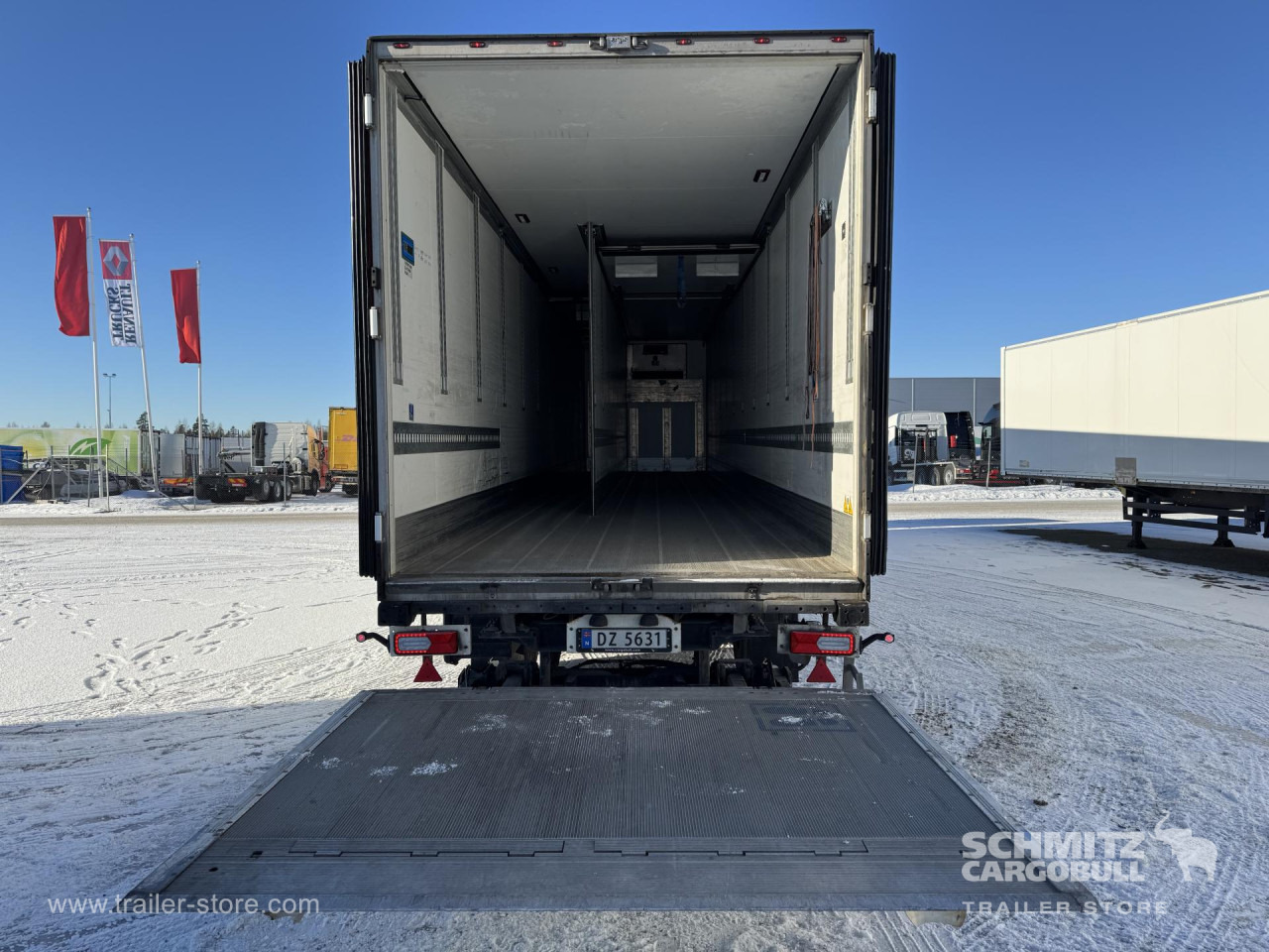 SCHMITZ Kjølekasse Standard Double deck Taillift - Isotermisk sættevogn: billede 3 SCHMITZ Kjølekasse Standard Double deck Taillift - Isotermisk sættevogn: billede 3